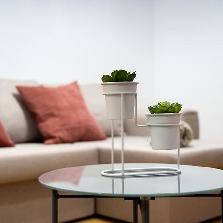 Citadela North 1Br Apartment W Security And Self Check In Bucarest Exterior foto